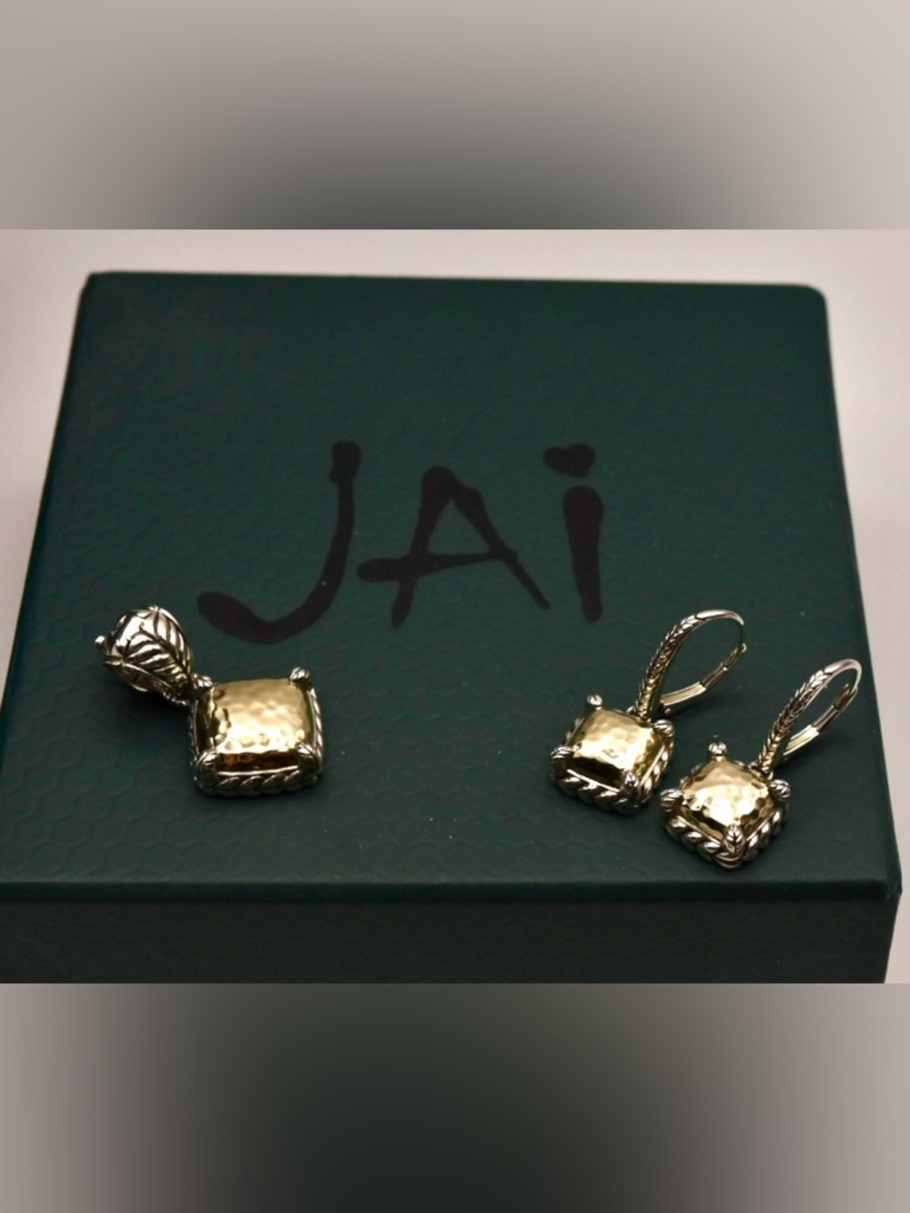 JAI Pendant Enhancer - Picture 2 of 4